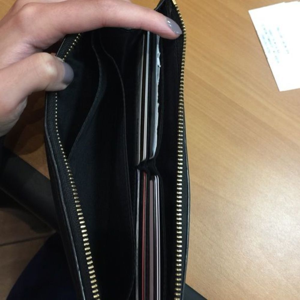 Coach satchel Wallet - Picture 3 of 3